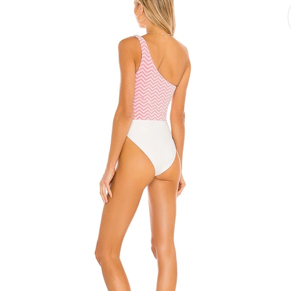 Lovers and Friends Freedom One Piece in Pink - Picture 3 of 8